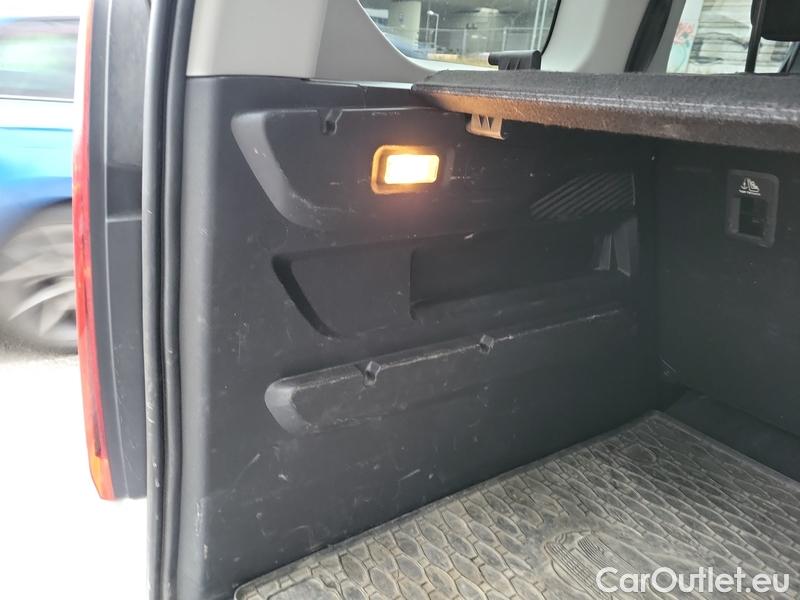  Opel  Combo  Life (E)  (2018) Com.L.1.5D 96 Elegance Plus 5d #11