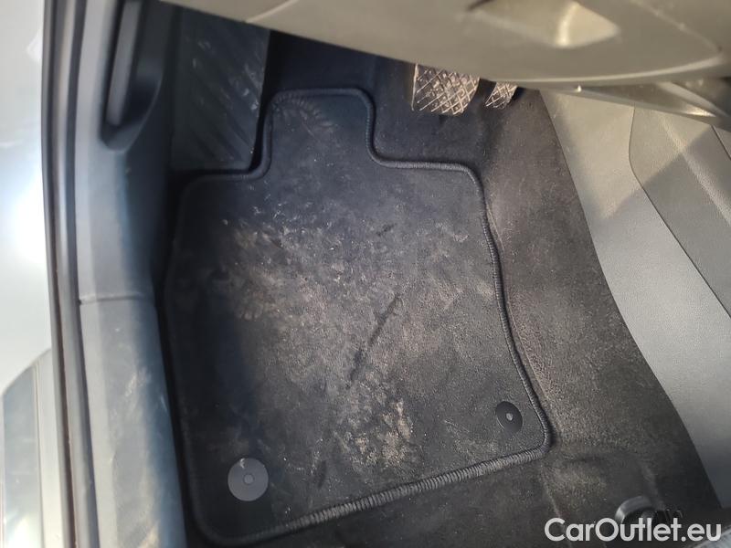  Skoda  Octavia  Lim. (NX3)(2020)  2.0TDI 85 Style AT #3