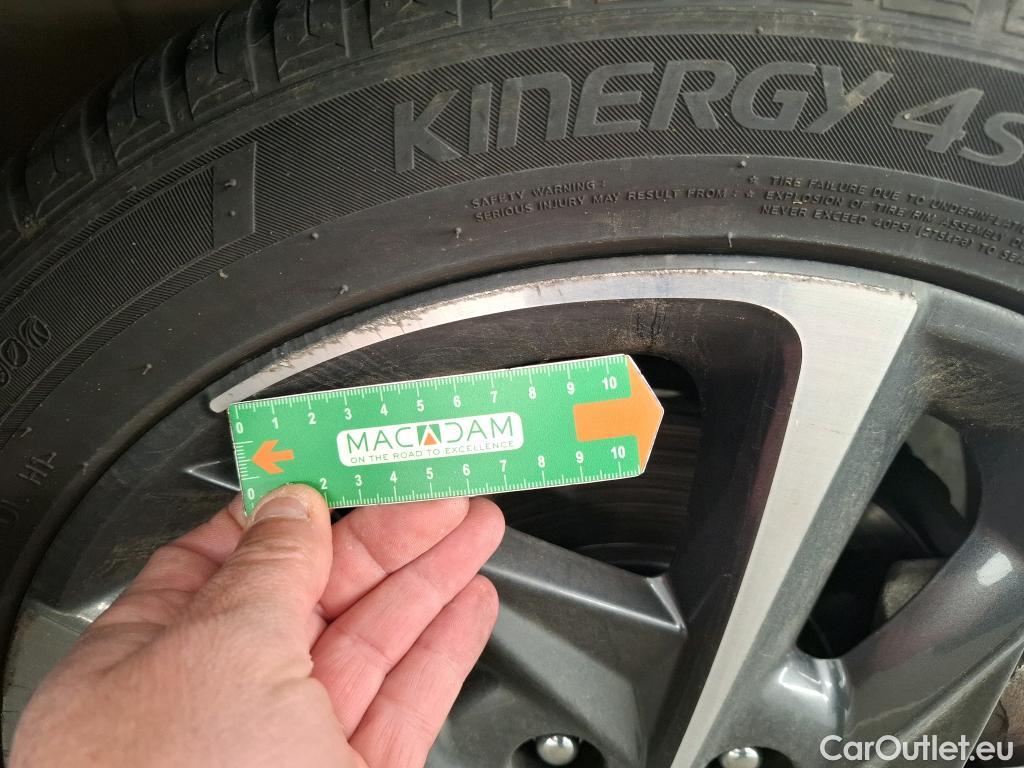  Hyundai  i30 HYUNDAI  Sport Wagon / 2020 / 5P / Break 1.0 T-GDI 120 MHEV I-MT CREATIVE SW #18