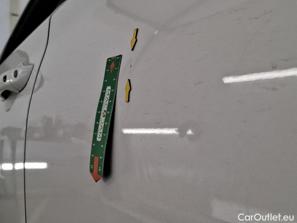  Hyundai  i30 HYUNDAI  Sport Wagon / 2020 / 5P / Break 1.0 T-GDI 120 MHEV I-MT CREATIVE SW #41