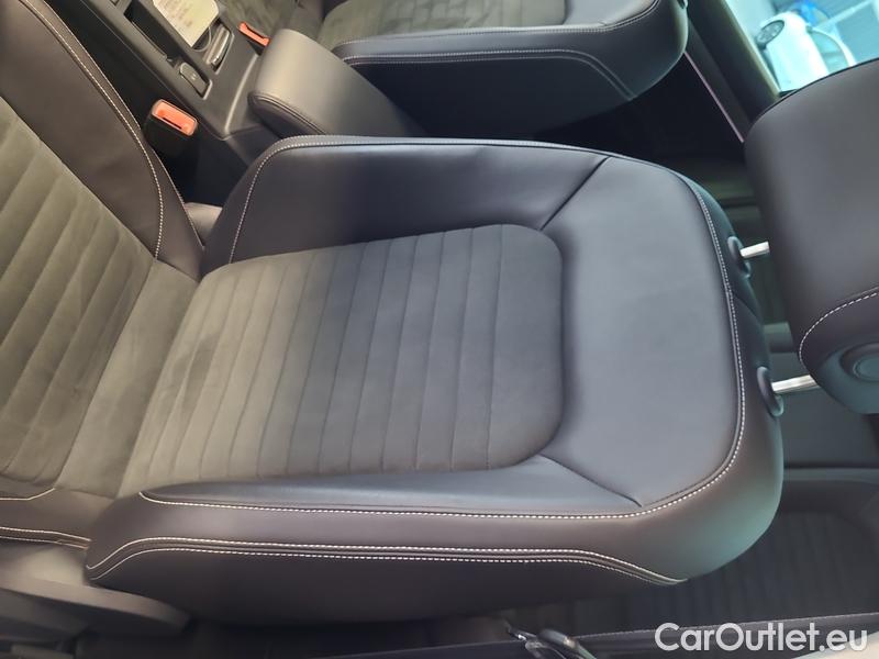  Volkswagen  Passat  7 (2014) Pas.Var.2.0TDI 147 Elegance AT #9