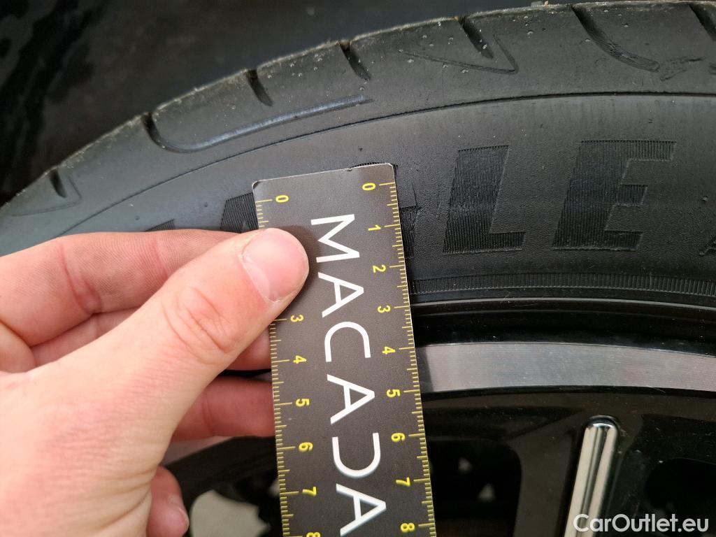  DS  DS7 DS DS 7 / 2022 / 5P / SUV E-TENSE 225 OPERA #3