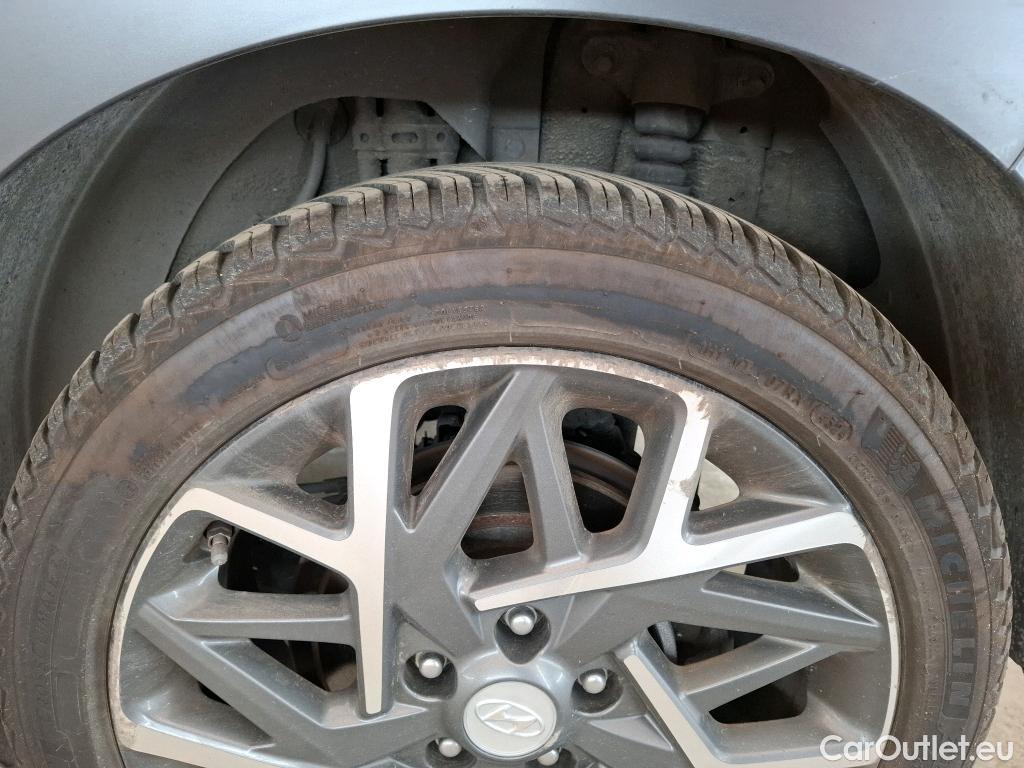  Hyundai  Konna Kona Executive Hybrid 2WD 1.6 GDI 140CV BVA6 E6dT #102