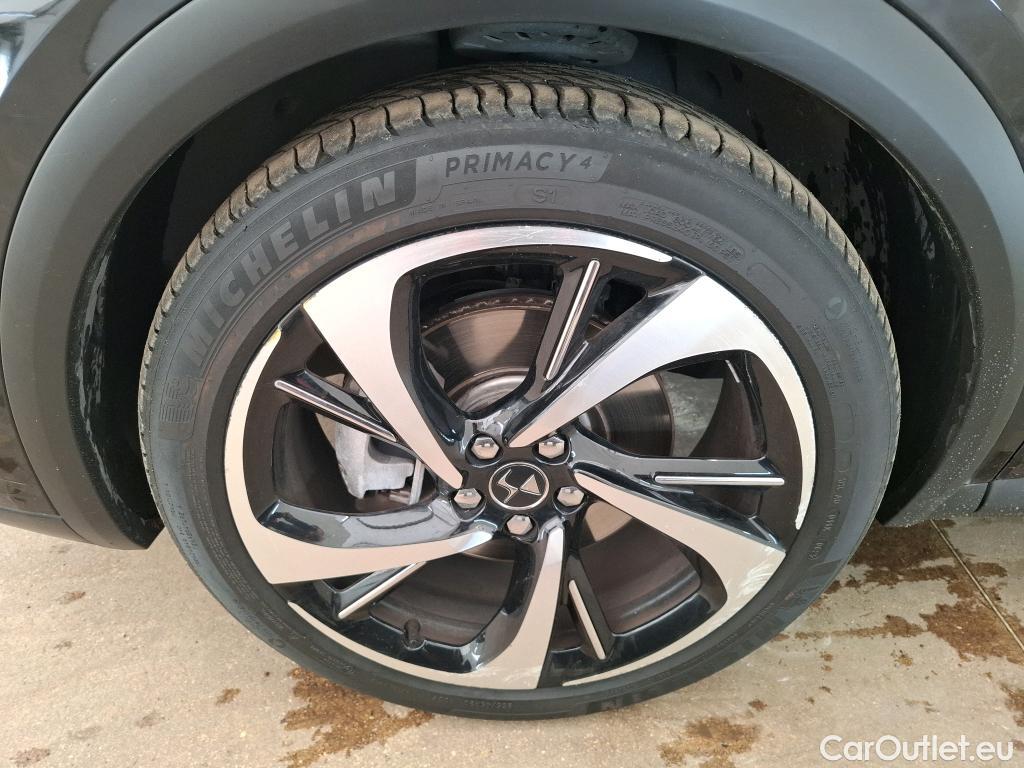  DS  DS7 DS DS 7 / 2022 / 5P / SUV E-TENSE 225 OPERA #8