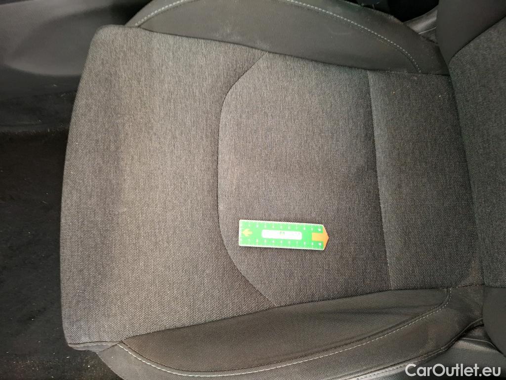  Hyundai  i30 HYUNDAI  Sport Wagon / 2020 / 5P / Break 1.0 T-GDI 120 MHEV I-MT CREATIVE SW #32