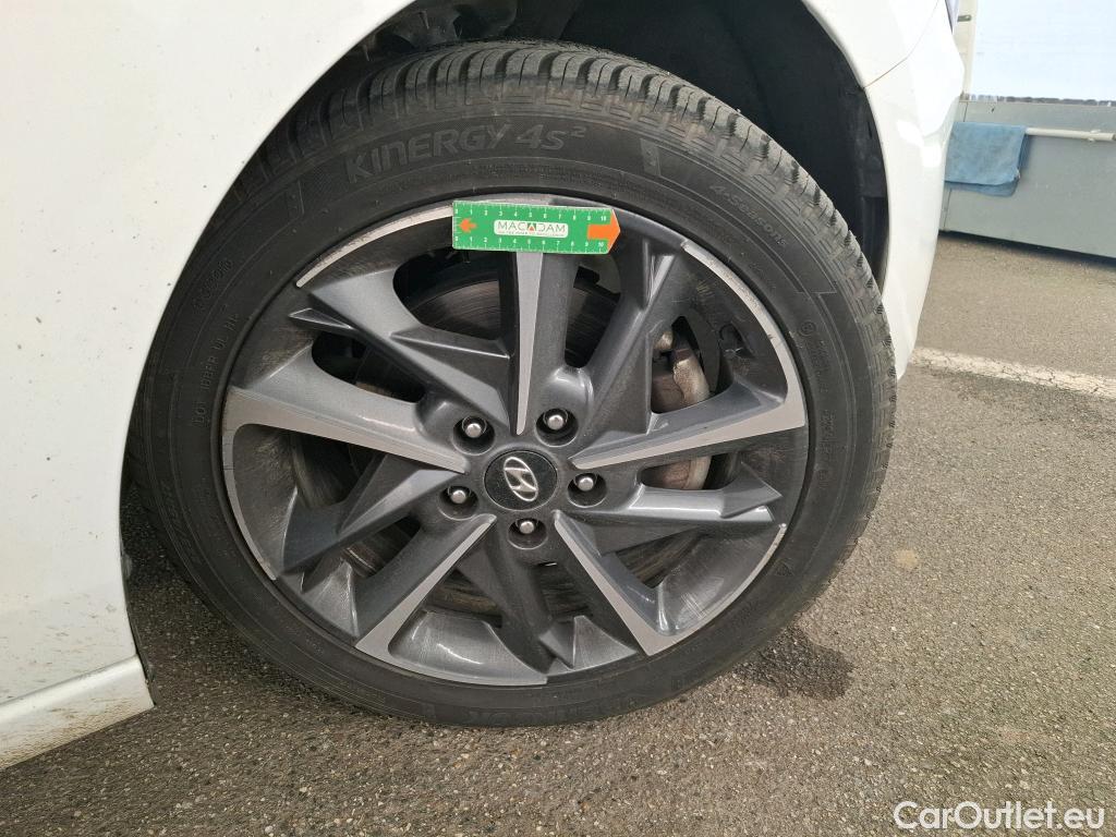  Hyundai  i30 HYUNDAI  Sport Wagon / 2020 / 5P / Break 1.0 T-GDI 120 MHEV I-MT CREATIVE SW #16