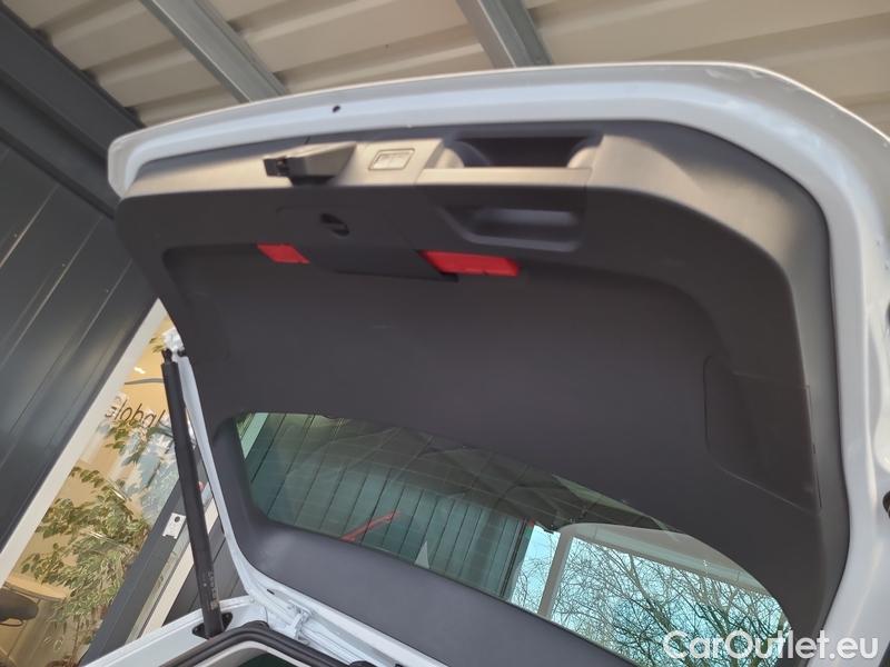  Volkswagen  Passat  7 (2014) Pas.Var.2.0TDI 147 Elegance AT #15