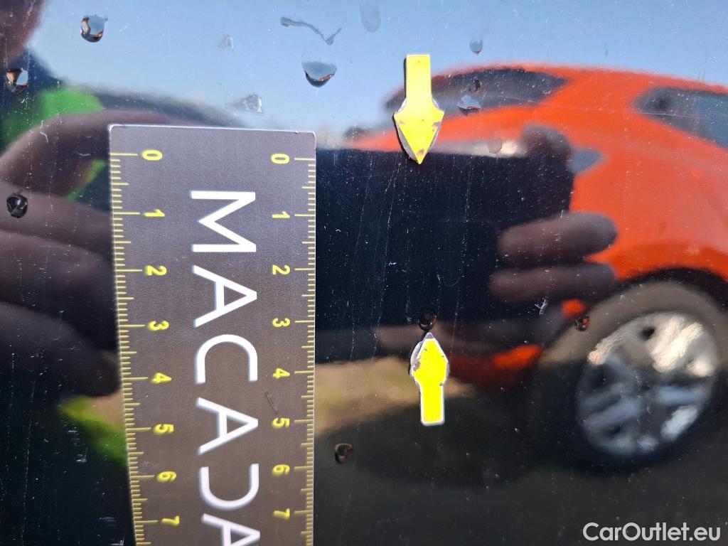  Hyundai  Bayon HYUNDAI  / 2021 / 5P / SUV 1.0 T-GDI 100 DCT- 7 HYB 48V CREATIVE #3