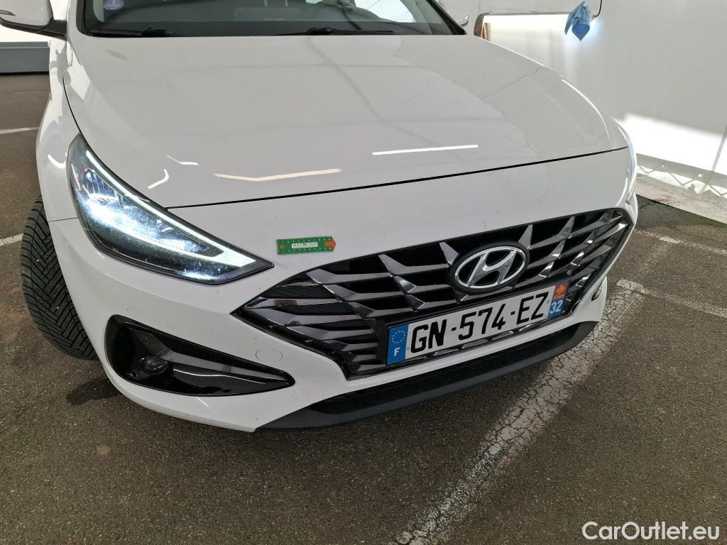  Hyundai  i30 HYUNDAI  Sport Wagon / 2020 / 5P / Break 1.0 T-GDI 120 MHEV I-MT CREATIVE SW #7