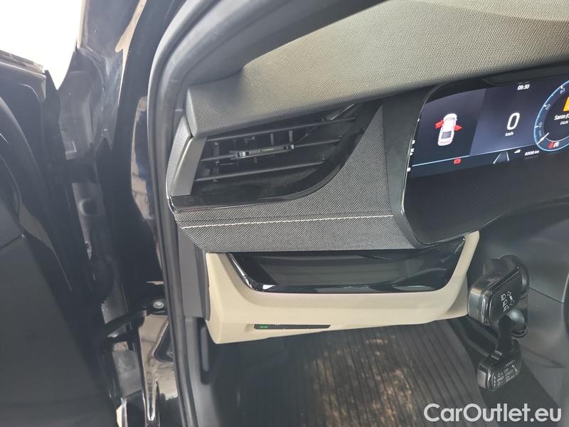  Skoda  Octavia  Lim. (NX3)(2020) Oct. 2.0TDI 110 Style 5d #4