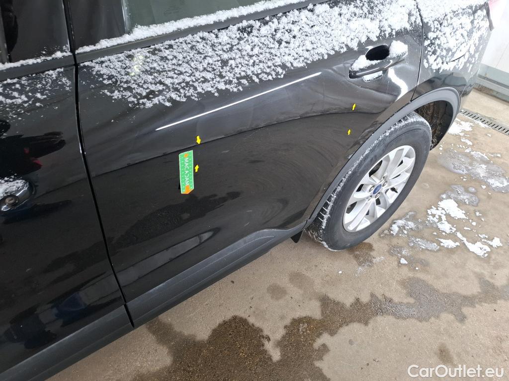  Ford  Kuga  / 2019 / 5P / SUV 2.5 Dur 225 hybrid PHEV Pshift Titanium #6