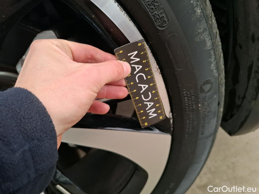  DS  DS7 DS DS 7 / 2022 / 5P / SUV E-TENSE 225 OPERA #25