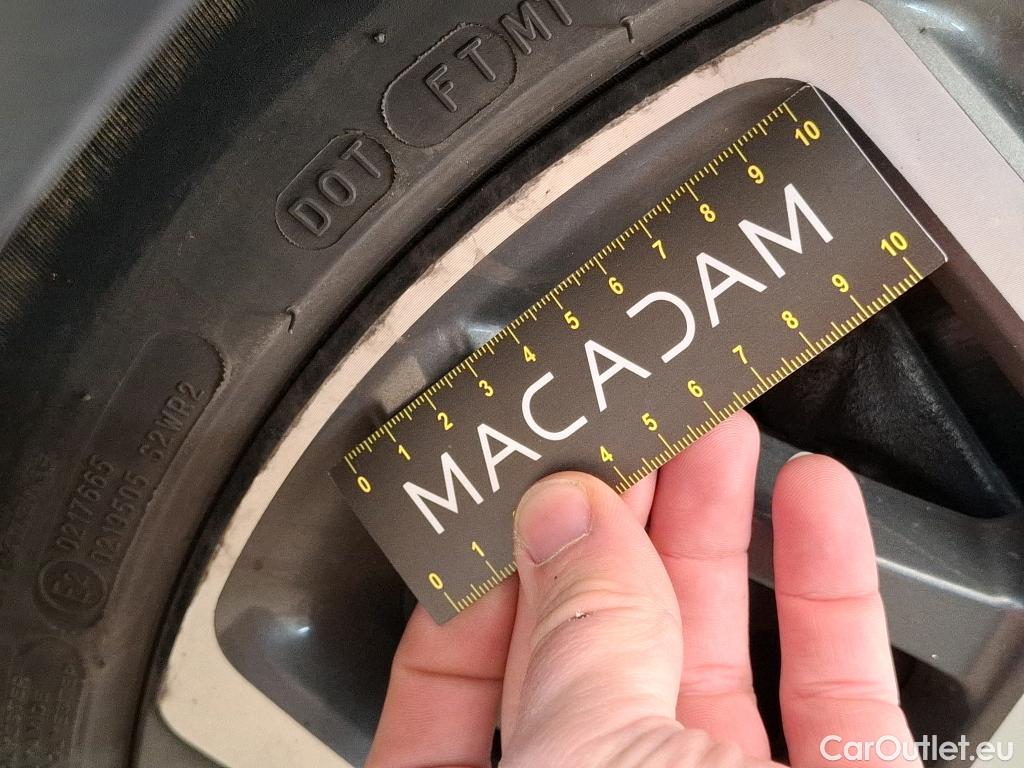  Hyundai  Konna Kona Executive Hybrid 2WD 1.6 GDI 140CV BVA6 E6dT #64