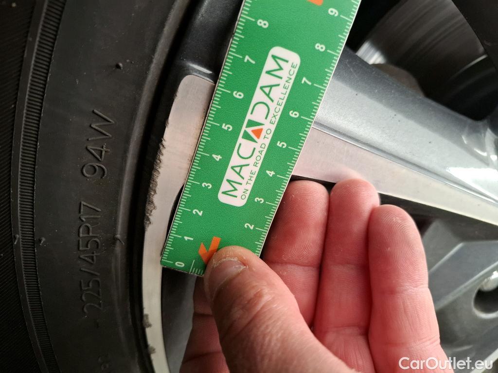  Hyundai  i30 HYUNDAI  Sport Wagon / 2020 / 5P / Break 1.0 T-GDI 120 MHEV I-MT CREATIVE SW #13