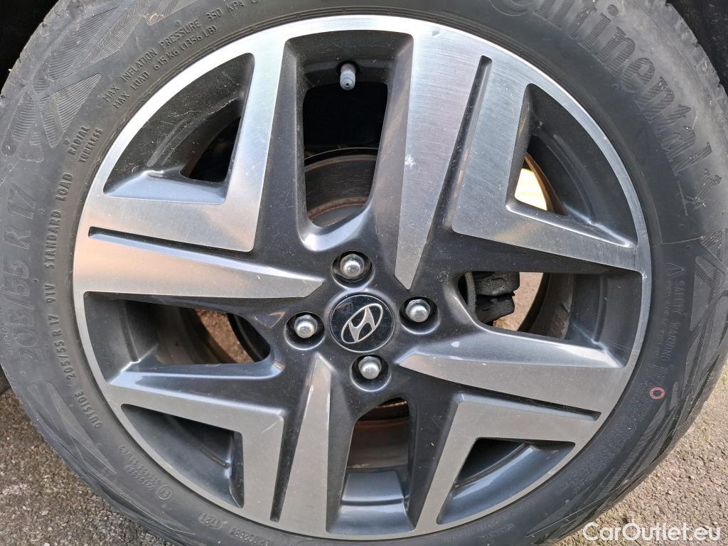  Hyundai  Bayon HYUNDAI  / 2021 / 5P / SUV 1.0 T-GDI 100 DCT- 7 HYB 48V CREATIVE #14