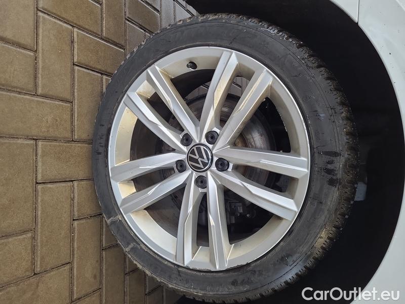  Volkswagen  Passat  7 (2014) Pas.Var.2.0TDI 147 Elegance AT #17