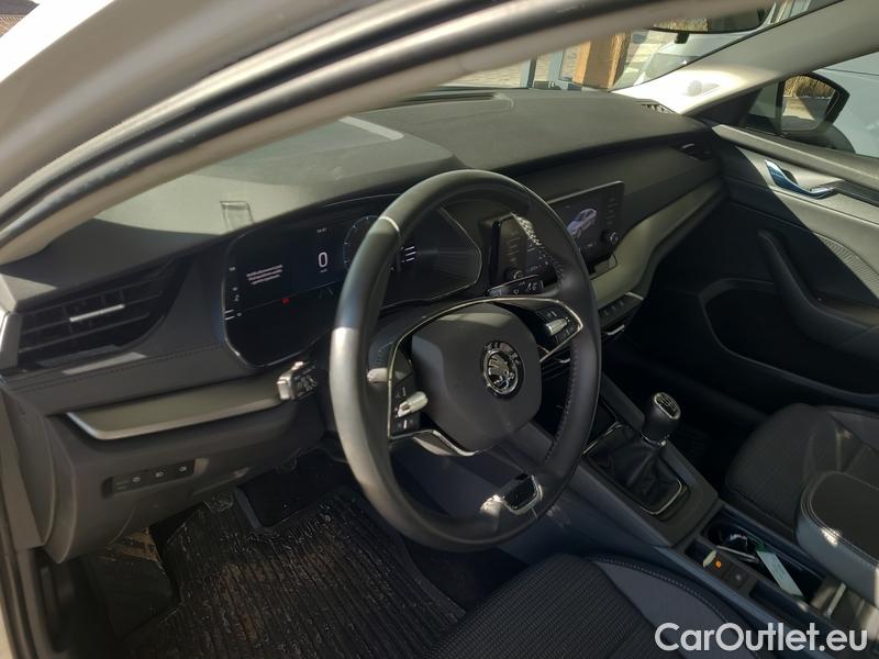  Skoda  Octavia  Lim. (NX3)(2020)  2.0TDI 85 Ambition 5d #7