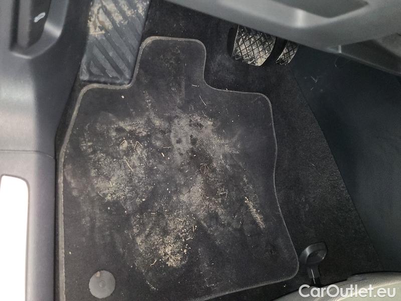  Volkswagen  Passat  7 (2014) Pas.Var.2.0TDI 147 Elegance AT #5