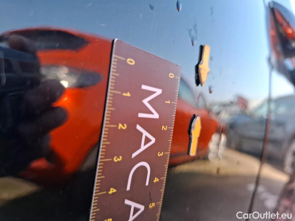  Hyundai  Bayon HYUNDAI  / 2021 / 5P / SUV 1.0 T-GDI 100 DCT- 7 HYB 48V CREATIVE #4