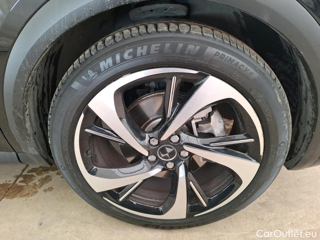  DS  DS7 DS DS 7 / 2022 / 5P / SUV E-TENSE 225 OPERA #23