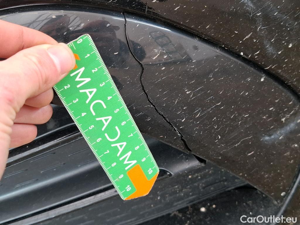  Mercedes  GLA MERCEDES-BENZ  / 2020 / 5P / SUV 1.3  250 e AMG LINE DCT #4