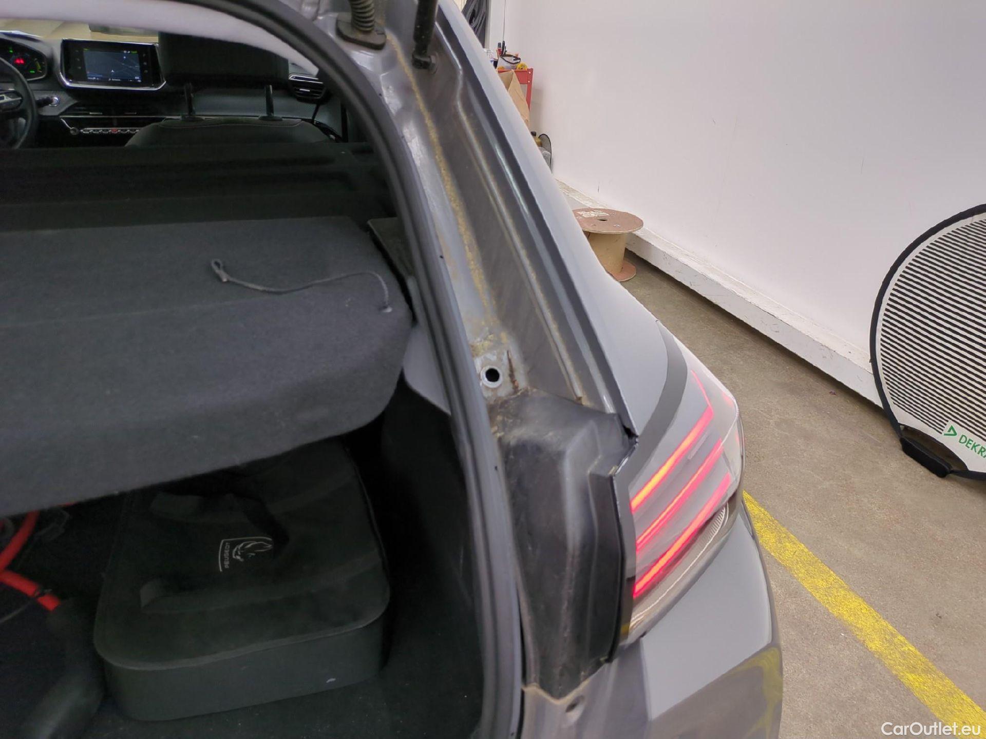  Peugeot  208 PEUGEOT e- / 2023 / 5P / Berline Electrique 136ch Style(SP)  / TRANSFO VP VF #1