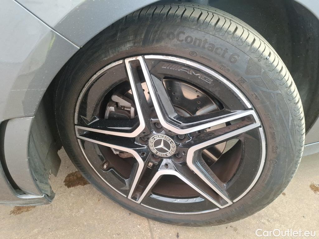  Mercedes  B-Klasse MERCEDES-BENZ Classe B / 2019 / 5P / monospace B 250e AMG Line Edition #16