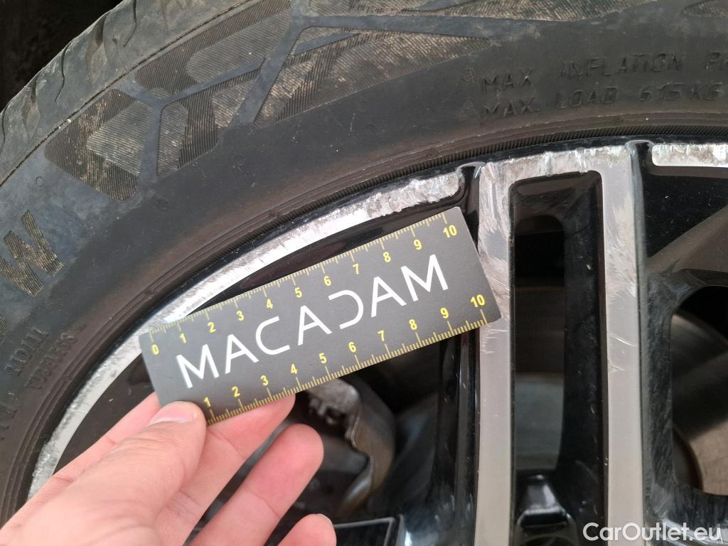  Mercedes  B-Klasse MERCEDES-BENZ Classe B / 2019 / 5P / monospace B 250e AMG Line Edition #49