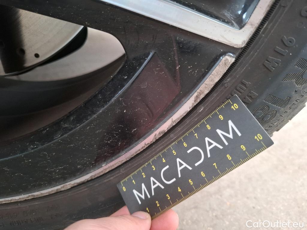  Mercedes  B-Klasse MERCEDES-BENZ Classe B / 2019 / 5P / monospace B 250e AMG Line Edition #43