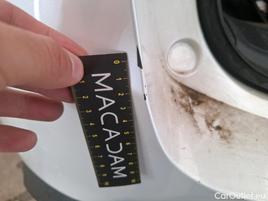  Lexus  UX LEXUS  / 2018 / 5P / SUV 300E Executive #4