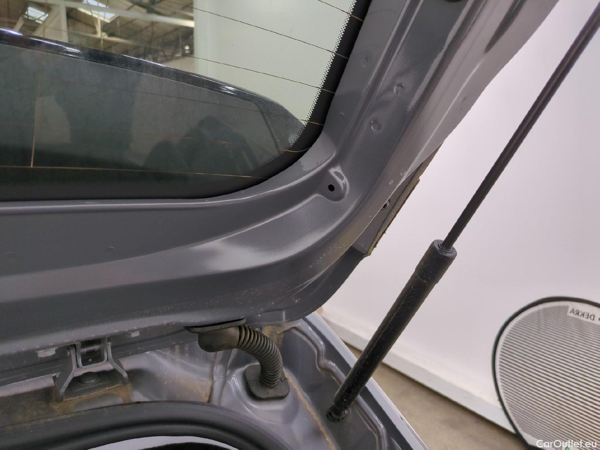  Peugeot  208 PEUGEOT e- / 2023 / 5P / Berline Electrique 136ch Style(SP)  / TRANSFO VP VF #3