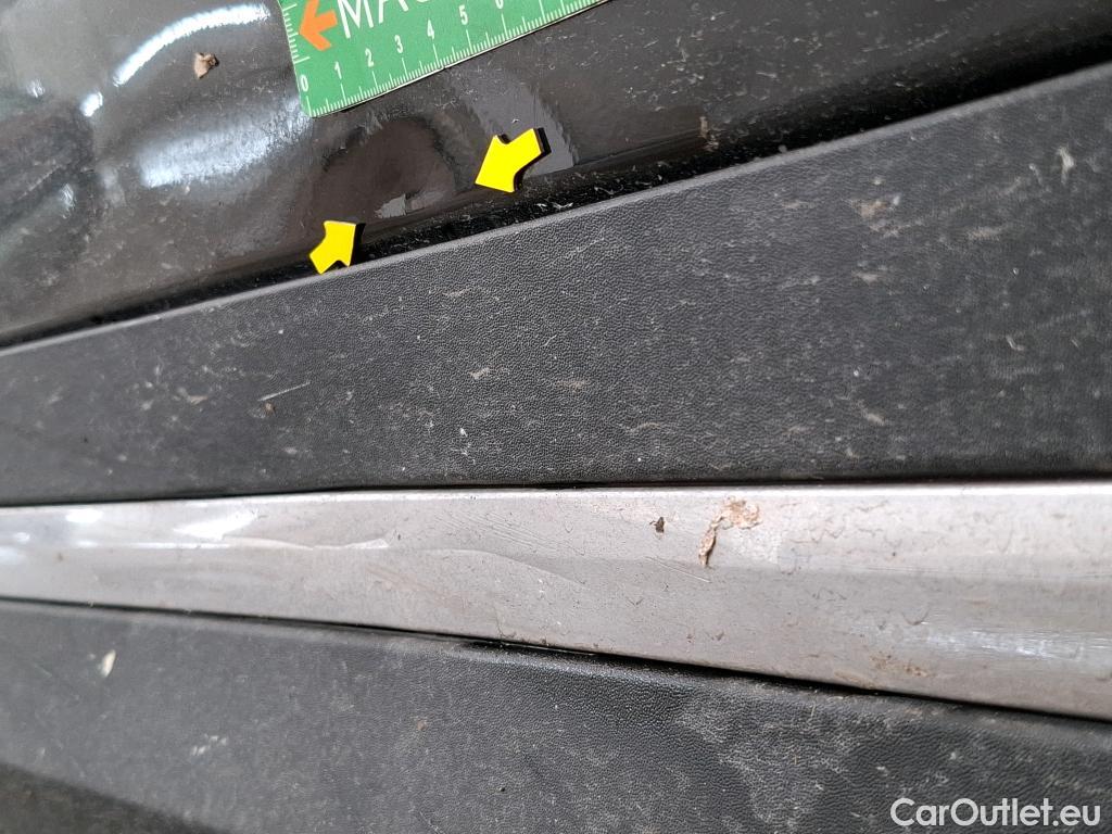  Mercedes  GLA MERCEDES-BENZ  / 2020 / 5P / SUV 1.3  250 e AMG LINE DCT #45