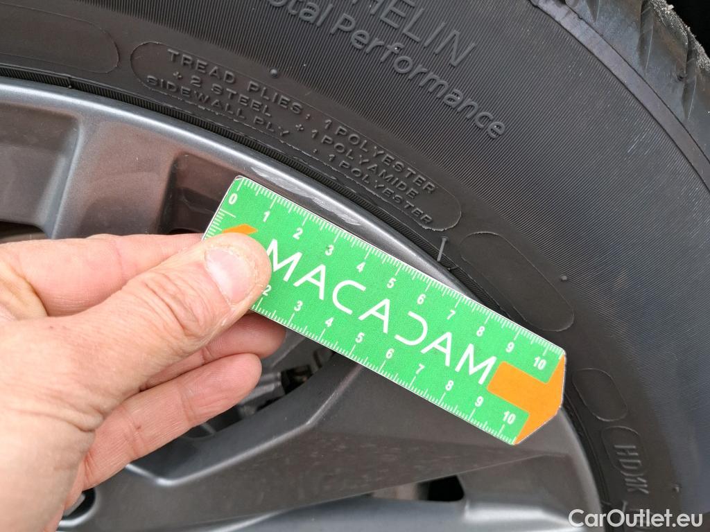  Peugeot  208  (e-) Active Business 50kWh BVA #12