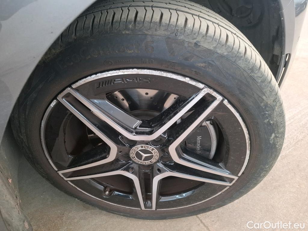  Mercedes  B-Klasse MERCEDES-BENZ Classe B / 2019 / 5P / monospace B 250e AMG Line Edition #38