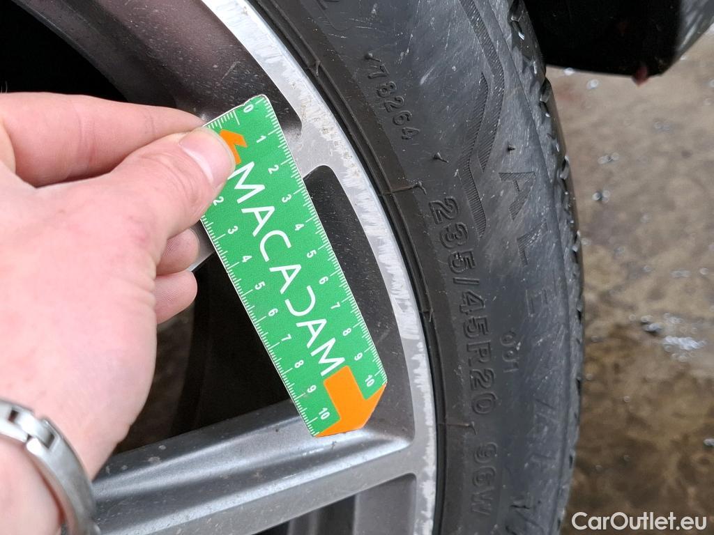  Mercedes  GLA MERCEDES-BENZ  / 2020 / 5P / SUV 1.3  250 e AMG LINE DCT #23