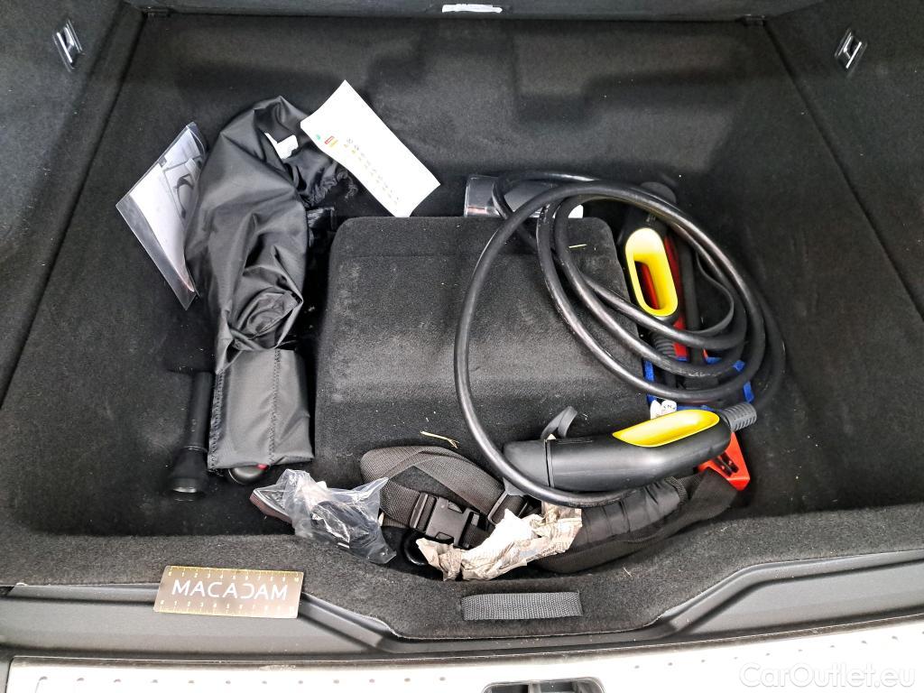  LYNK & Co  01 LYNK & CO  / 2020 / 5P / SUV 1.5 261ch  Hybride Rechargeable #4