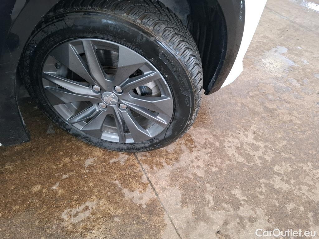  Peugeot  208  (e-) Active Business R 50kWh BVA / TRANSFO VP VF #13