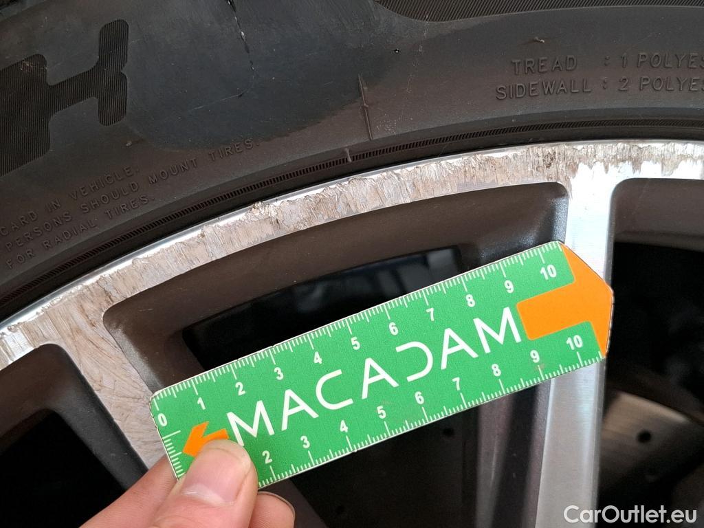  Mercedes  GLA MERCEDES-BENZ  / 2020 / 5P / SUV 1.3  250 e AMG LINE DCT #37