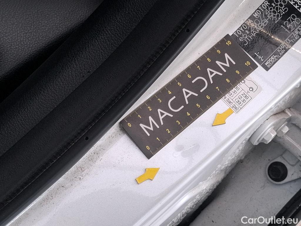  Lexus  UX LEXUS  / 2018 / 5P / SUV 300E Executive #2