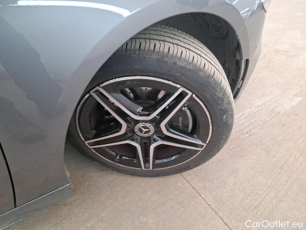  Mercedes  B-Klasse MERCEDES-BENZ Classe B / 2019 / 5P / monospace B 250e AMG Line Edition #37