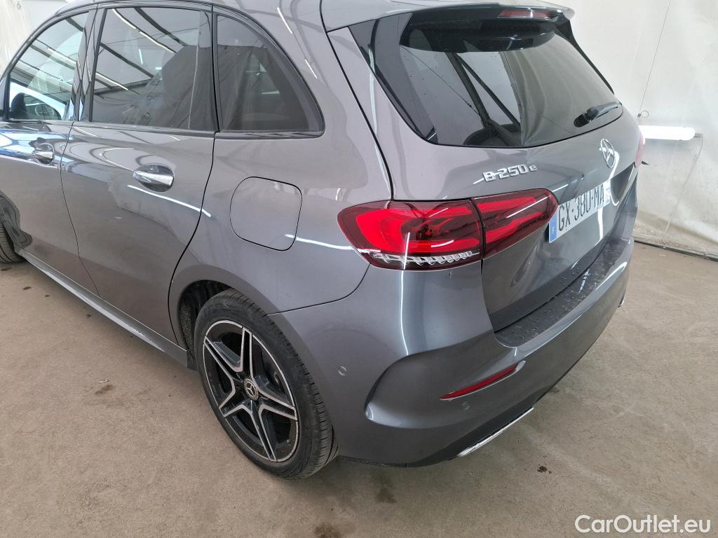  Mercedes  B-Klasse MERCEDES-BENZ Classe B / 2019 / 5P / monospace B 250e AMG Line Edition #15