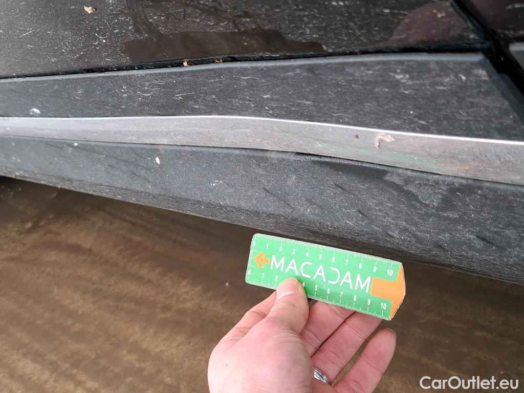  Mercedes  GLA MERCEDES-BENZ  / 2020 / 5P / SUV 1.3  250 e AMG LINE DCT #43