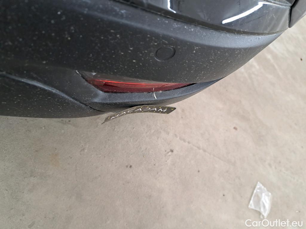  Renault  Captur  II Techno 1.6 E-TECH Hybrid 145CV BVA6 6E #19