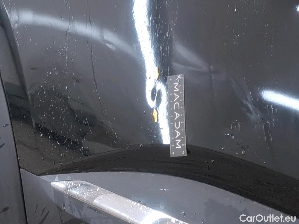  Renault  Captur RENAULT  / 2019 / 5P / SUV Intens TCe 160 EDC -21 #9