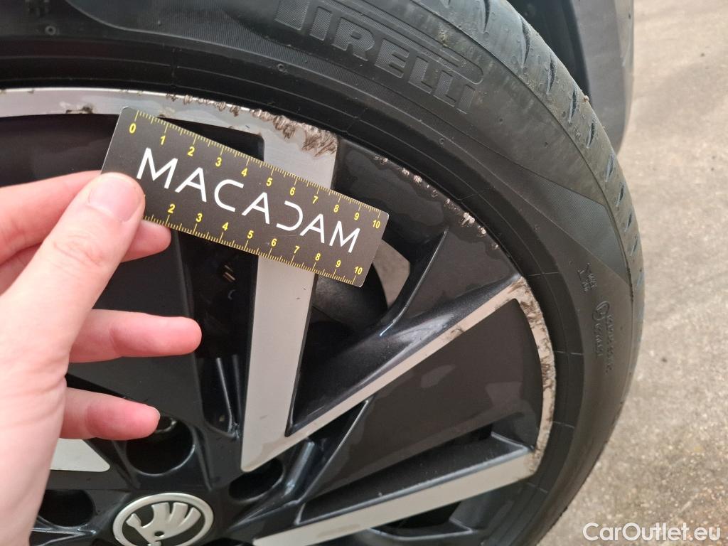  Skoda  Octavia SKODA  Combi / 2020 / 5P / Break 1.4 TSI PHEV iV 204 DSG6e Business #3