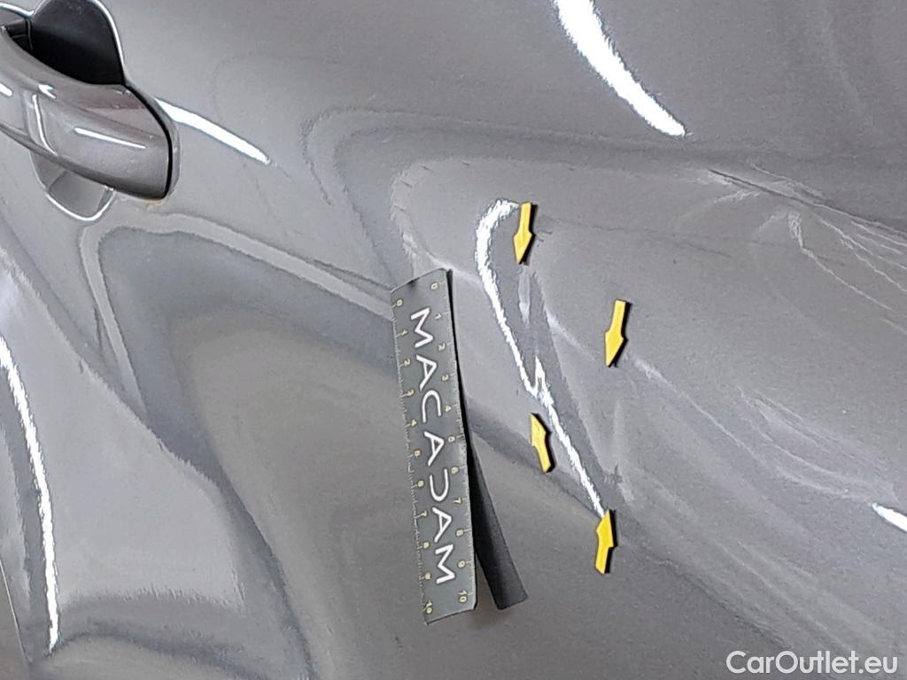  Renault  Captur  II Techno 1.6 E-TECH Hybrid 145CV BVA6 6E #16