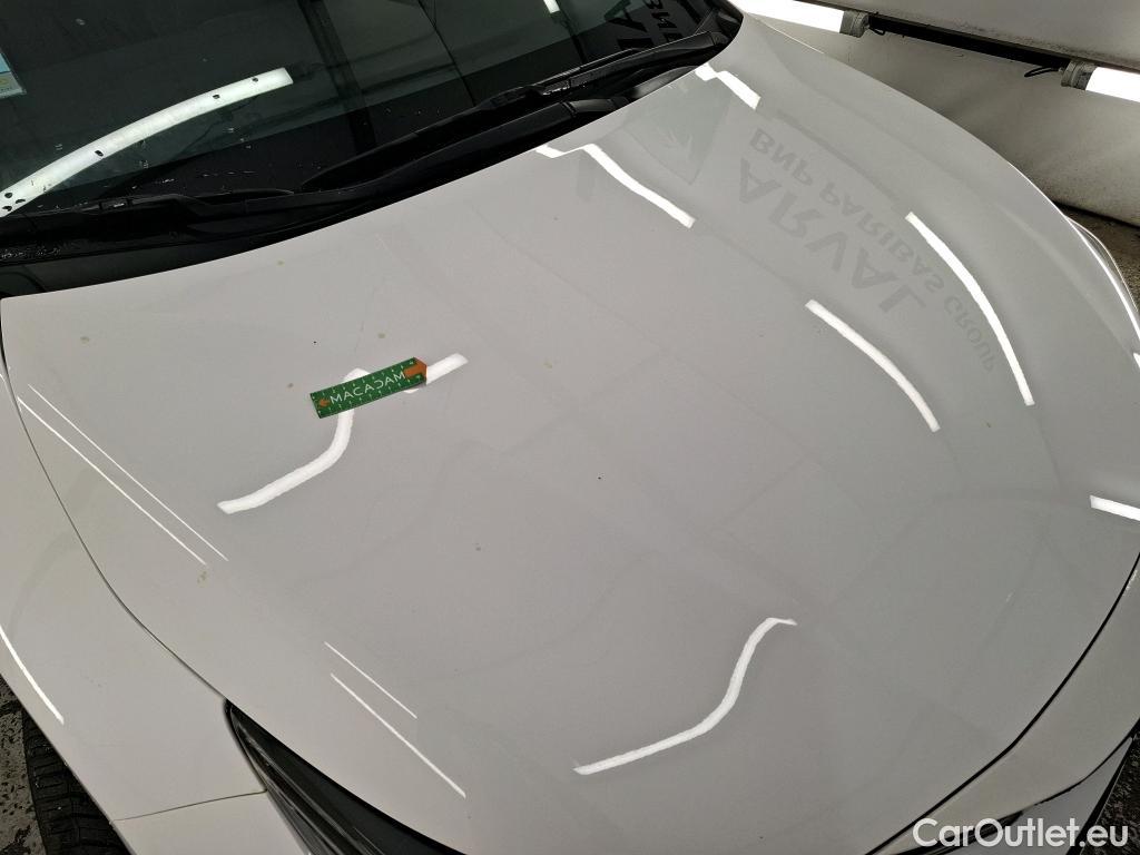  Toyota  Corolla TOYOTA  Touring Sports / 2018 / 5P / Break Hybride 122h Dynamic Business Beyond Zer #18