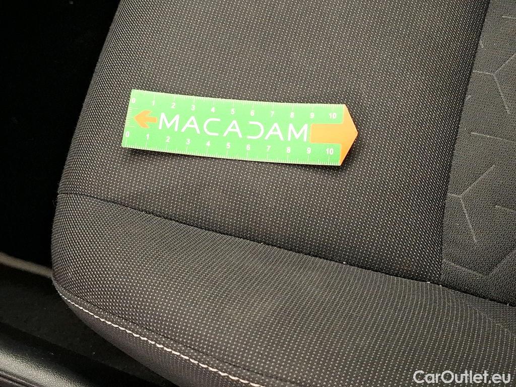  Toyota  Corolla TOYOTA  Touring Sports / 2018 / 5P / Break Hybride 122h Dynamic Business Beyond Zer #9