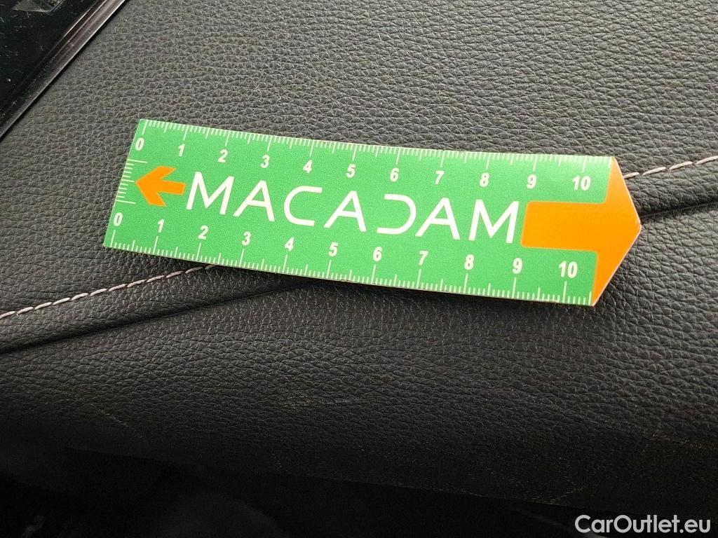  Toyota  Corolla TOYOTA  Touring Sports / 2018 / 5P / Break Hybride 122h Dynamic Business Beyond Zer #17