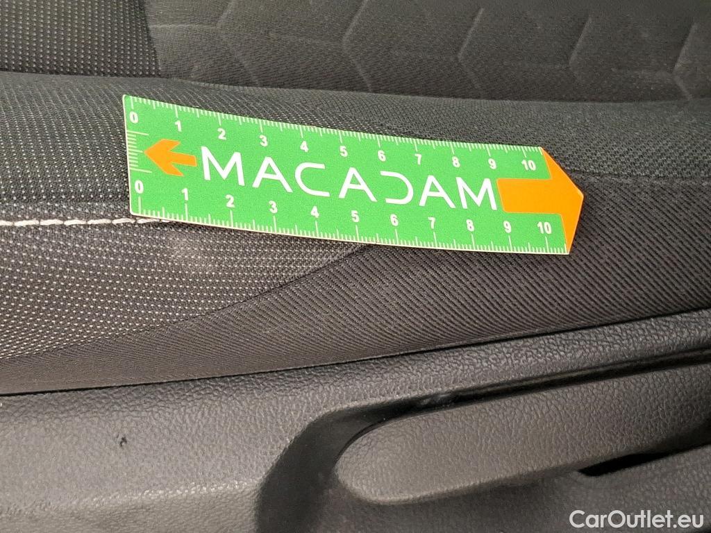  Toyota  Corolla TOYOTA  Touring Sports / 2018 / 5P / Break Hybride 122h Dynamic Business Beyond Zer #14